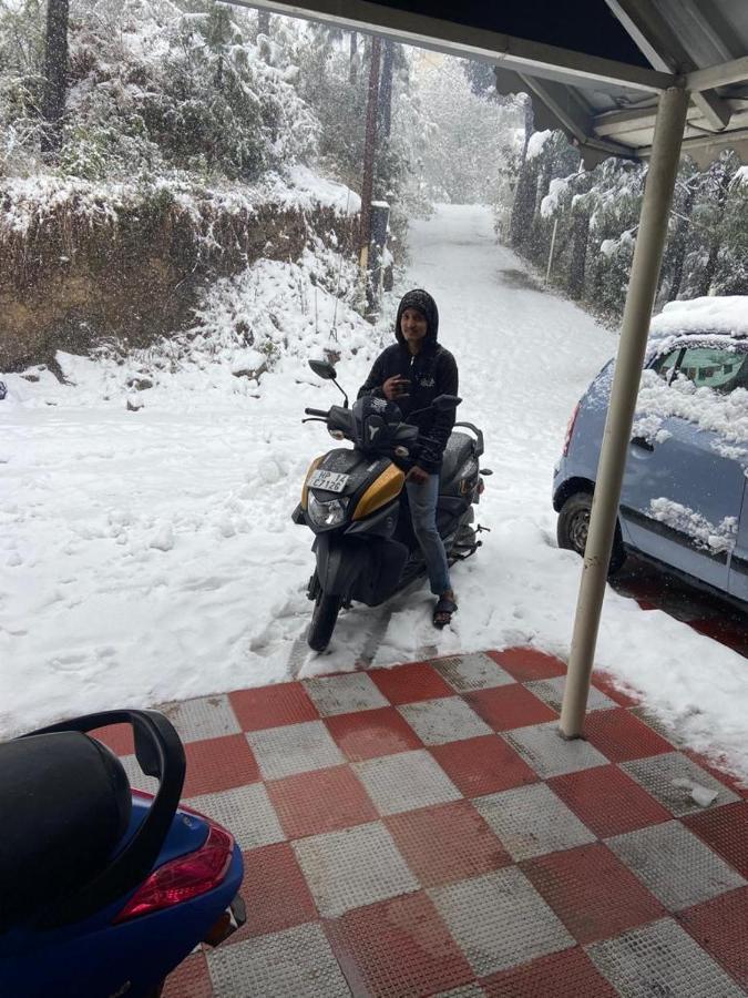 Ellays Dream Resort Kasauli Esterno foto
