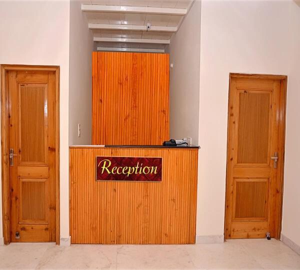 Ellays Dream Resort Kasauli Esterno foto